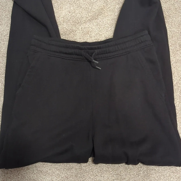 Boys black Old Navy Joggers in size XL (14-16) - Picture 2 of 6
